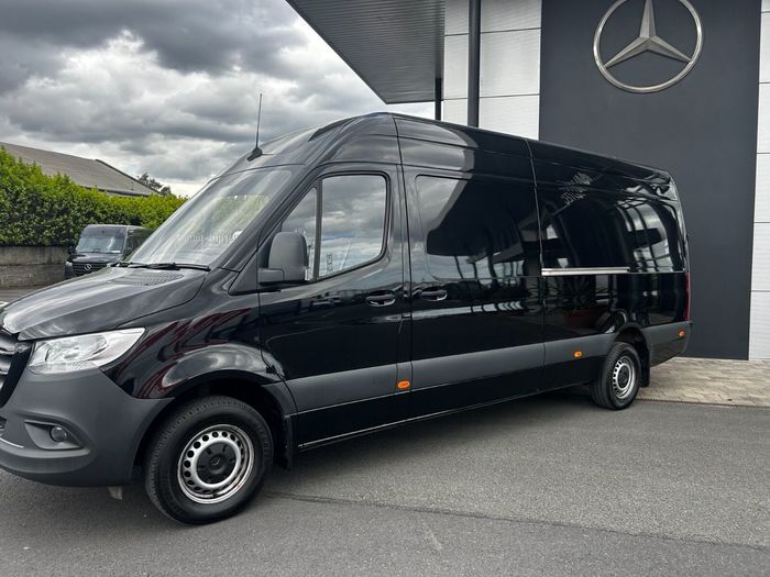 Mercedes-Benz Sprinter 2024