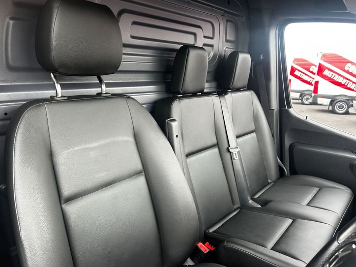 Mercedes-Benz Sprinter 2024
