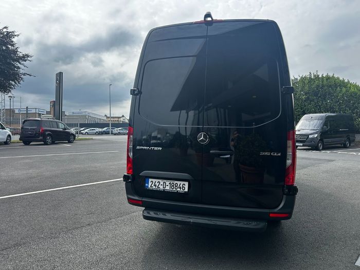 Mercedes-Benz Sprinter 2024