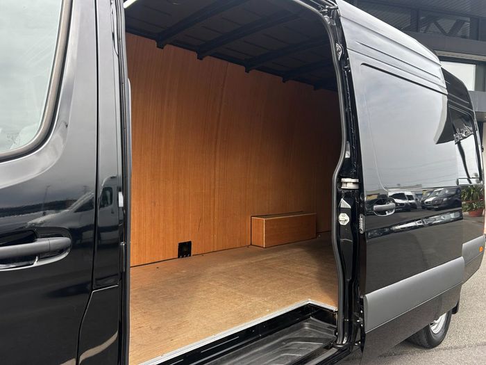 Mercedes-Benz Sprinter 2024