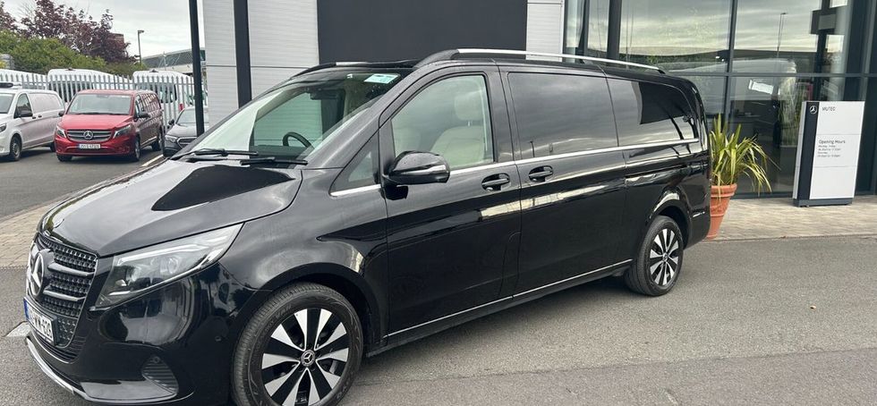 Mercedes-Benz V-Class 2024
