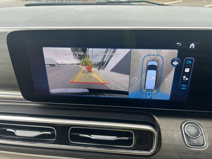 Mercedes-Benz V-Class 2024