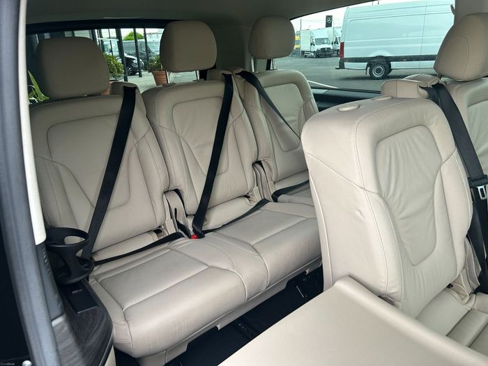 Mercedes-Benz V-Class 2024