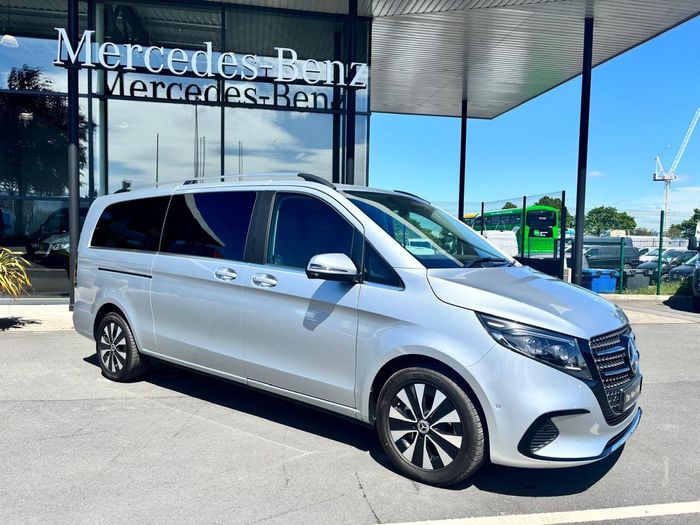 Mercedes-Benz V-Class 2026
