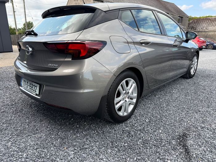 Opel Astra 2017