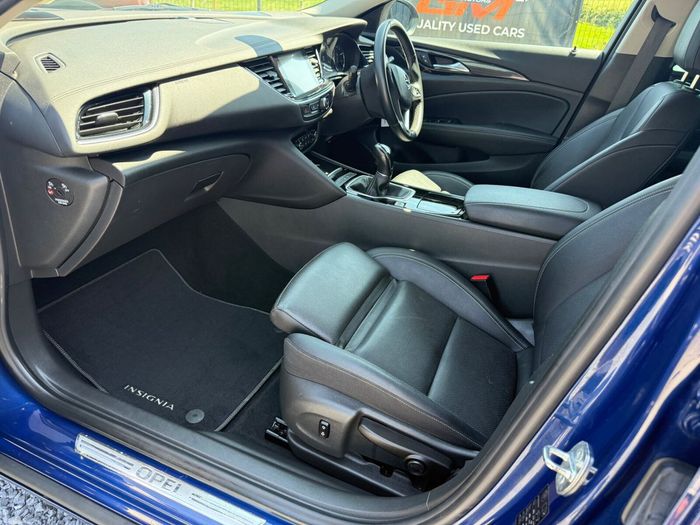 Opel Insignia 2021