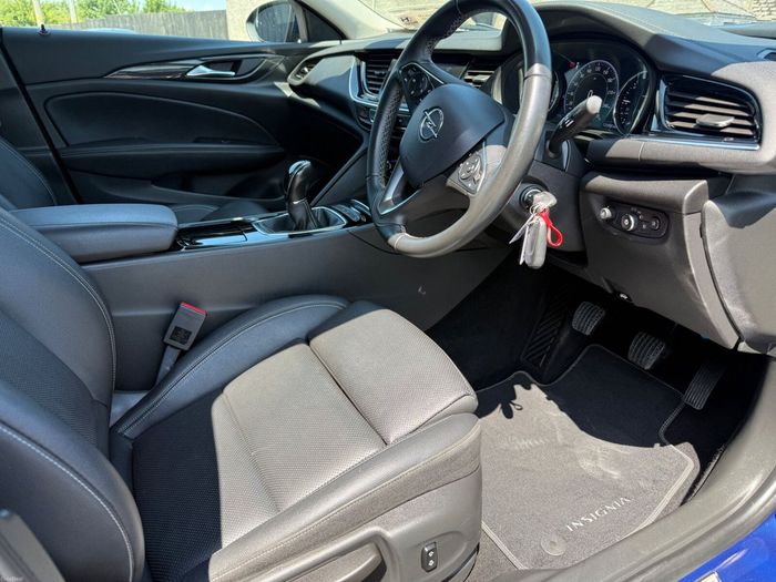 Opel Insignia 2021