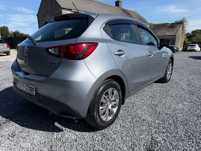 Mazda Demio 2015