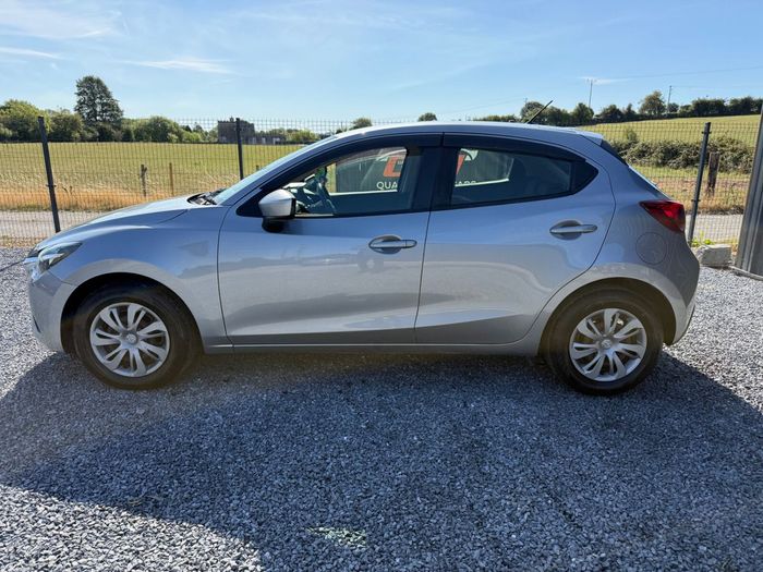Mazda Demio 2015