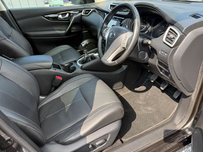 Nissan QASHQAI 2016