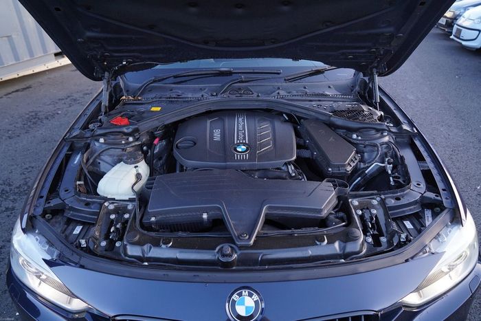 BMW 3 Series 2013