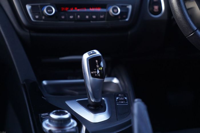 BMW 3 Series 2013