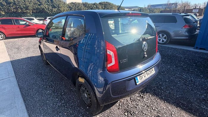 Volkswagen Up! 2015