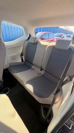 Volkswagen Up! 2015