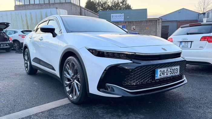 Toyota Crown 2024