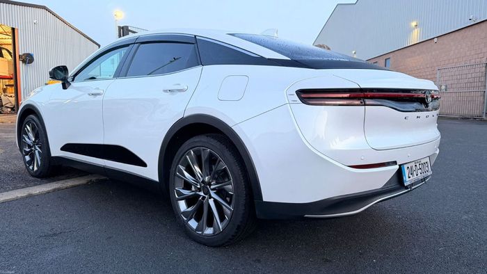 Toyota Crown 2024