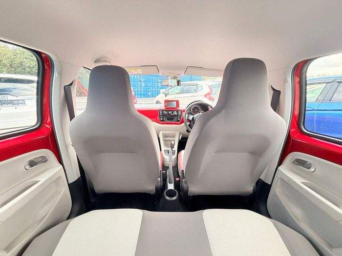 Volkswagen Up! 2014