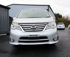 Nissan Serena 2015
