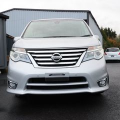 Nissan Serena 2015