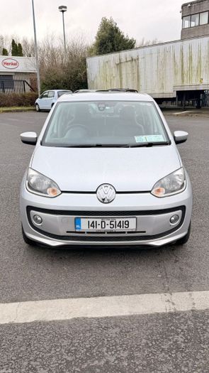 Volkswagen Up! 2014