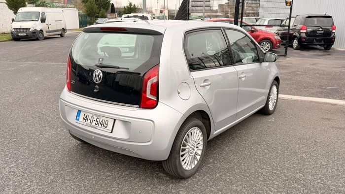 Volkswagen Up! 2014