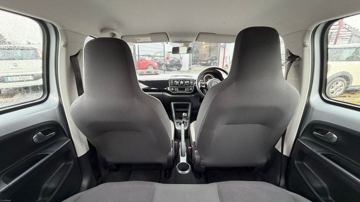 Volkswagen Up! 2014