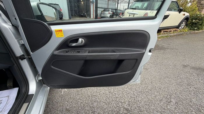 Volkswagen Up! 2014
