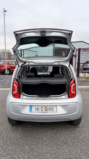 Volkswagen Up! 2014