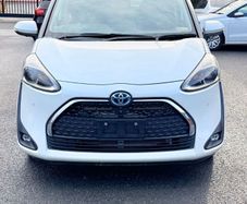 Toyota Sienta 2019