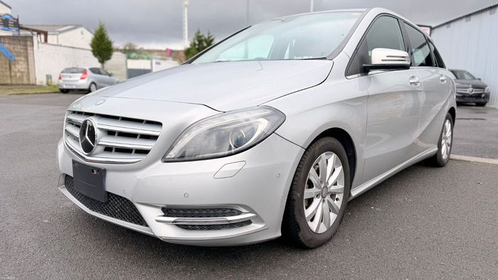 Mercedes-Benz B-Class 2013