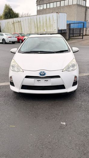 Toyota Aqua 2012