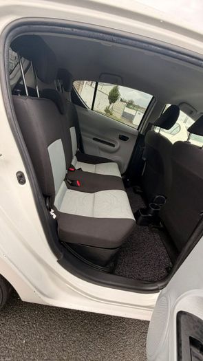 Toyota Aqua 2012