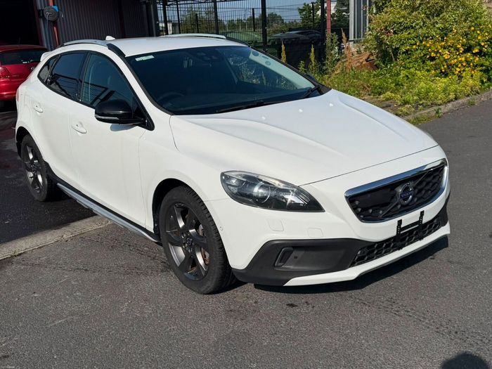 Volvo V40 2013