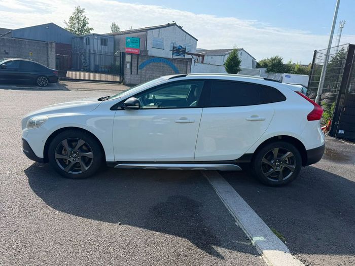 Volvo V40 2013