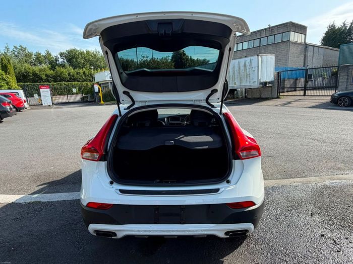 Volvo V40 2013