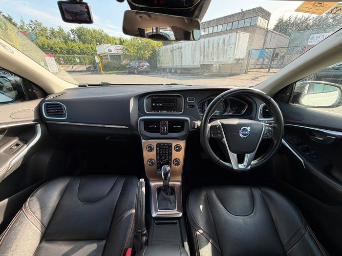 Volvo V40 2013