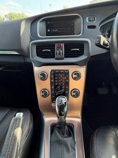 Volvo V40 2013
