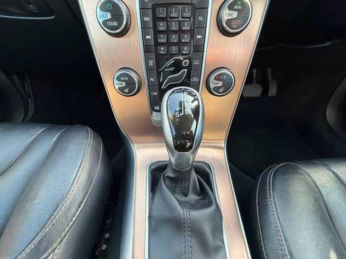 Volvo V40 2013