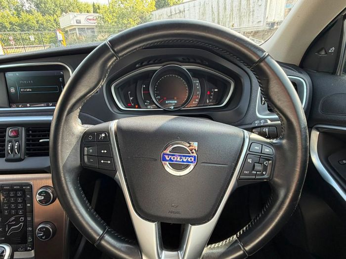 Volvo V40 2013