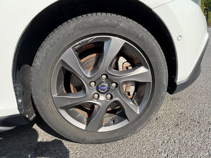 Volvo V40 2013