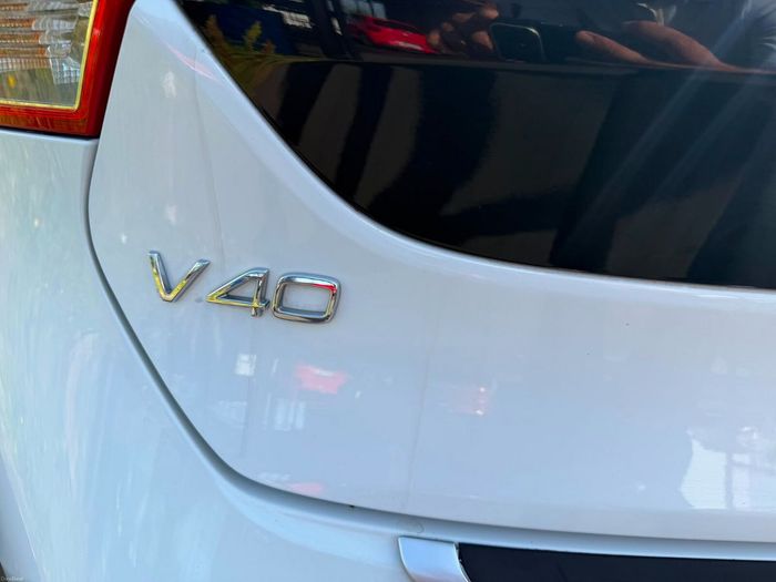 Volvo V40 2013