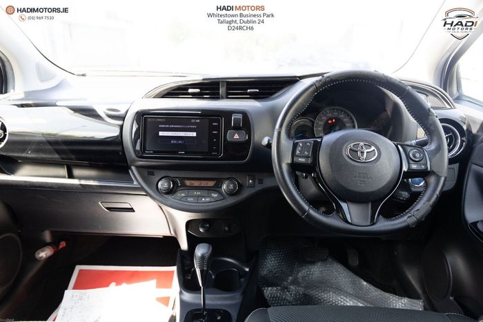Toyota Vitz 2017