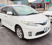 Toyota Estima 2011