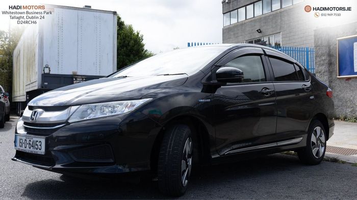 Honda Grace 2015