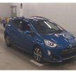 Toyota Aqua 2015
