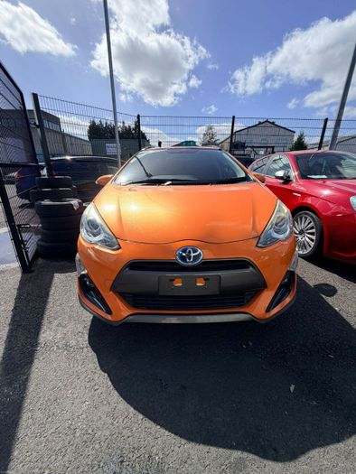 Toyota Aqua 2015