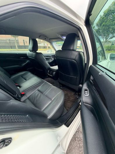Toyota Crown 2013