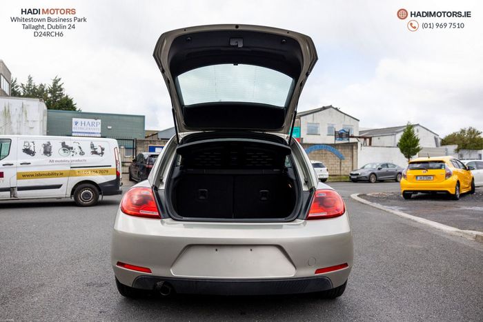 Volkswagen Beetle 2016
