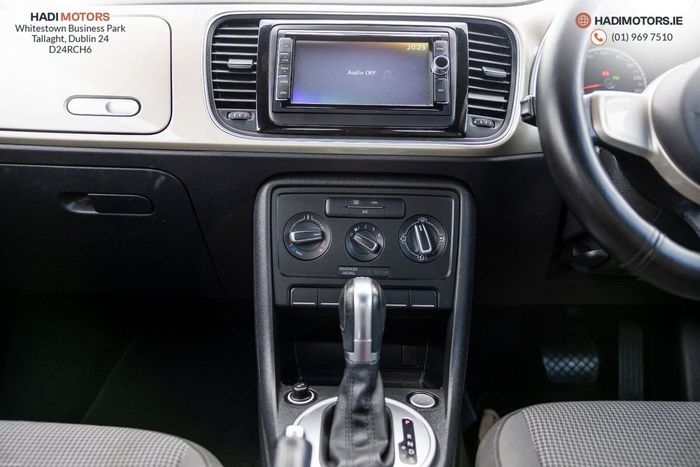 Volkswagen Beetle 2016