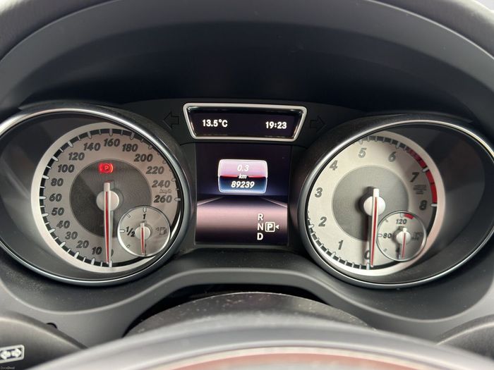 Mercedes-Benz GLA 2016